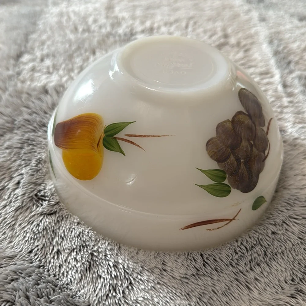 VTG Anchor Hocking Fire King Gay Fad Fruit Pattern Hand Painted White Milk Glass